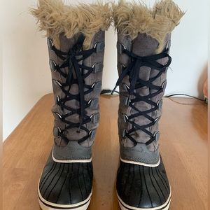 Sorel Winter fur-lined boots